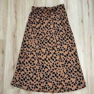 Leopard print Midi skirt